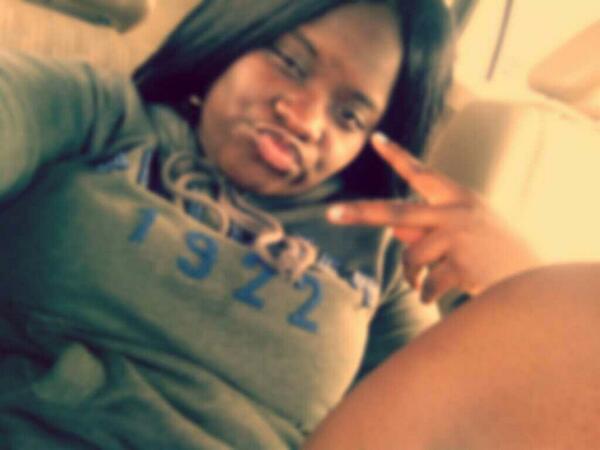 co_Olsarah's tweet image. Onnnaaaaa ! #Cooliing , #Boreddd , #&amp;lt;_____&amp;gt;