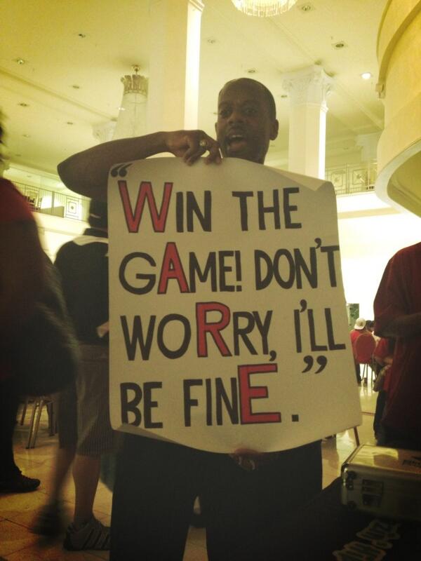 basicallly_jake's tweet image. Best sign I've seen so far. #WinforWare