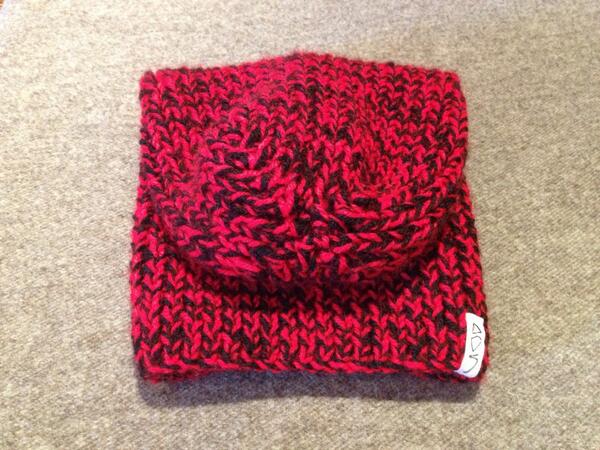 DropOneStitch tweet picture