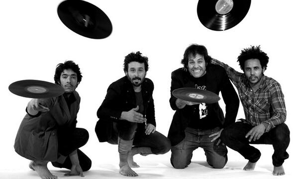 amics, com l'ernestbonobo està poc actiu, els Matildos li robem el perfil per informar sobre el grup! salut i acció!