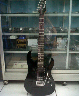 fitherman's tweet photo. Ibanez jam bagi loe yg jago maen gitar elektrik ayo bro bisa order,, http://t.co/KWGOE5msgW