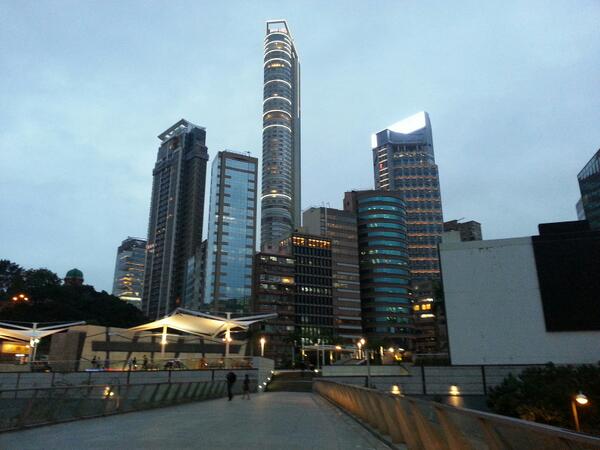 georgetamstyle's tweet photo. 6.41pm http://t.co/KGzmtENDao