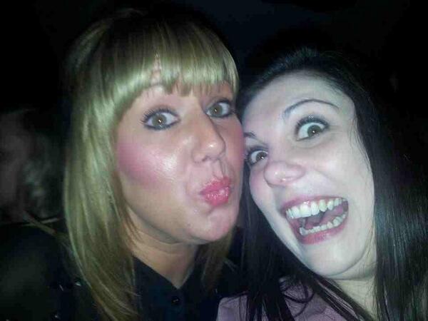 samhall12337's tweet photo. Drunken fun with the girls http://t.co/rEGyNLqUR6