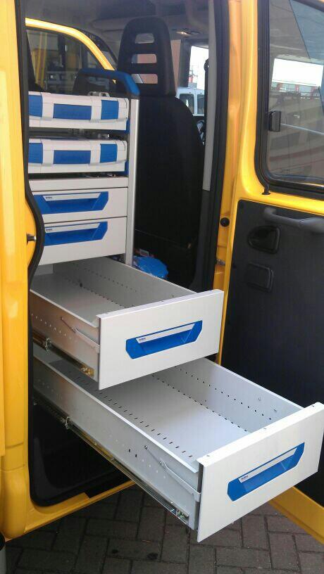 Ook in samenwerking met een #Carrosseriebouwer leveren wij #Sortimo maatwerk.