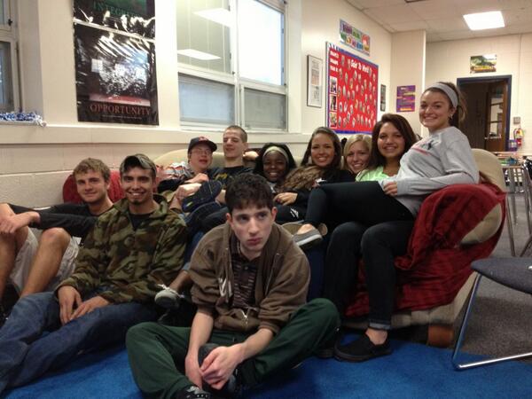 ChapesFamily's tweet image. AL:  Wonderful day today with our fellow classmates!  #PersonFirstLanguage #ObstacleSwag