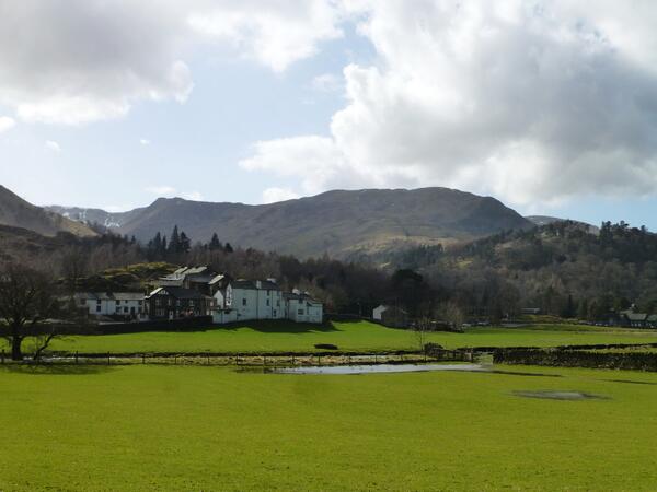 helvellyn's tweet photo. Better end to day in #patterdale. Grass greening up nicely as seen in this view of @WLPatterdale towards #helvellyn http://t.co/7Eef1fcVcY