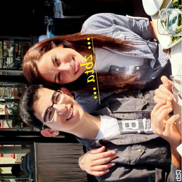 zeynep5eser's tweet photo. Tatli bir hayran :-) http://t.co/4LsqqZPEIM