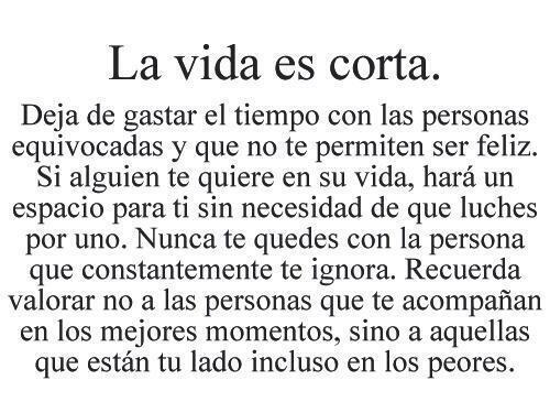 DeboConfesarQue's tweet image. La vida es corta.