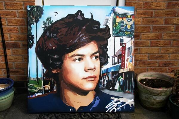 SaraSammakia's tweet image. @STYLATORARMY @1DDailyTweets hey! What do you think of my @Harry_Styles painting? Please RT if you like it #1D