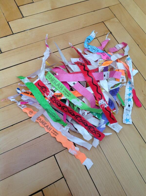 MangoBongo's tweet image. Оно надо было?)))))выбросить,срочно!!!!тусыджусы давай пока