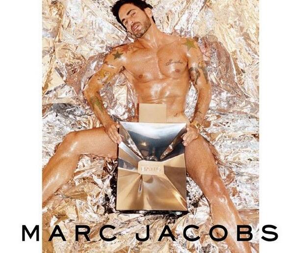 thestyleswan's tweet photo. Seriously how can Marc Jacobs be 50?! #happybirthdaymarc #icon http://t.co/BxEl4uhZ1E