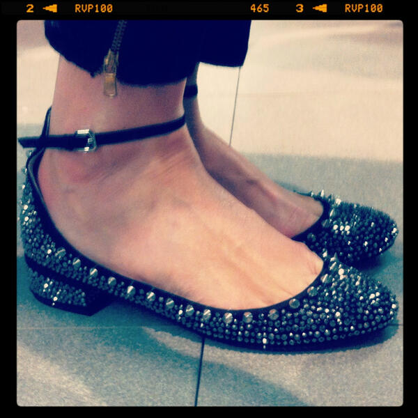 OlivesWorldBlog's tweet photo. Hmmm ... I feel a new purchase coming on @ZaraAustralia http://t.co/NDYabXs6Wd
