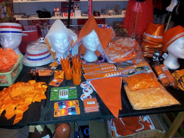 MultiWish's tweet image. Wij zijn klaar voor koniginnedag!