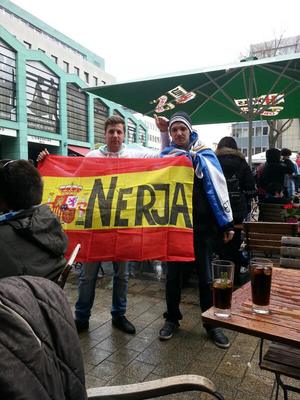 aitor_nerja's tweet photo. vamos malaga oy t venido aver,exale huevo, oy no puedes perder. #NerjaEnDortmund @mochigl @davidnerja4 @zurrapatera12 http://t.co/FTTVHUUKno