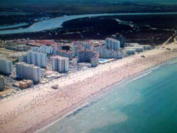 martolis93's tweet photo. @RelatoViajes una de las principales atracciones turisticas de el Puerto de Santa Maria son sus fantasticas playas. http://t.co/1HezlQvGXY