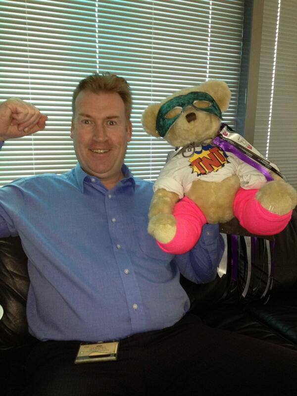EbbonyAndrew's tweet photo. @LondonTNTBear your super hero powers are flowing through Richard at Cisco... #starwoodsuperheroesbattle http://t.co/xzpTfouMdg