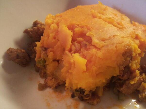 changingkitchen's tweet image. My first go at shepherds pie: sweet potato and pork from #Petes! Sweet and tangy. Yum.