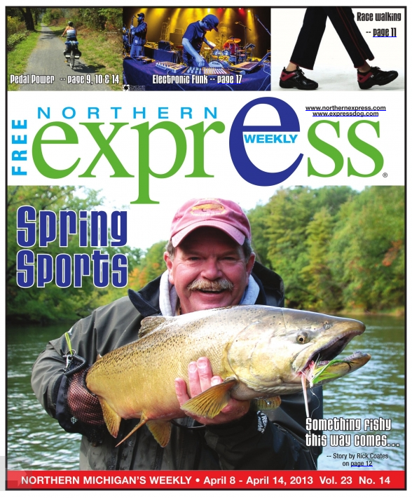 ExpressWeekly's tweet image. Pick up your copy of our #SpringSports issue, on stands NOW!