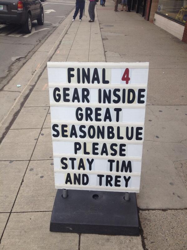 MattSlovin's tweet photo. Stores in #AnnArbor are begging Burke and Hardaway to stay put. http://t.co/5hAelUBnQb