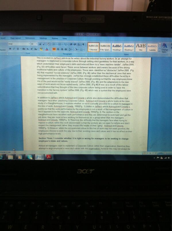 SophieBarmby's tweet image. #struggling #cannotfinish #hateuni #wantowatchTV 😱