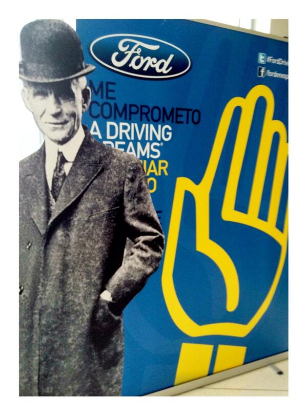 #FordEnEspanol #Hispz13 @alvarocabalford <a href="/minervadallas/">Minerva Rodriguez</a> #Miami