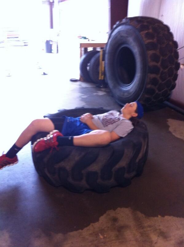 PeakSpecialists's tweet image. Pre-workout nap. Followed by #CleanComplex #3PositionCleans #SquatJumps #FrontSquats #BenchPress #WtdSitUps #Hammies