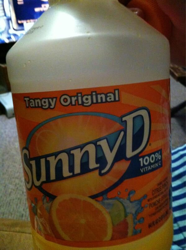ZachOlszewski's tweet photo. @DJBlueBerryPie this is some good sunny d http://t.co/ParYEGxgTG
