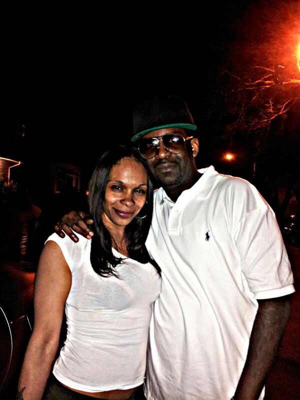 brittani134's tweet photo. Me &amp; @TonyYayo  we outside # southside http://t.co/dK3ZhK6cgJ