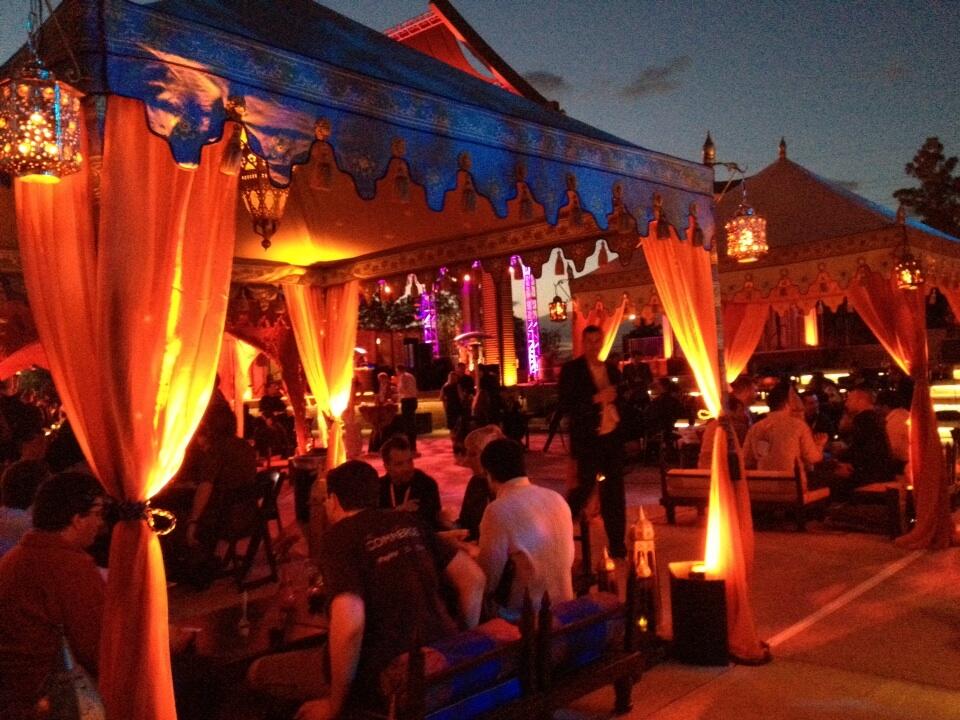 kt_hudson: Transported to another world in #vegas at the M resort for #magentoimagine ! http://t.co/Azlntnoak8