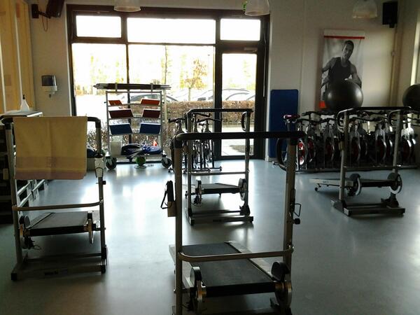move2be_nl's tweet photo. Walking-up begint om 8:45 met @RallieDoezeman bij move2be! #walkingup #move2be http://t.co/uMwLf5xlAx