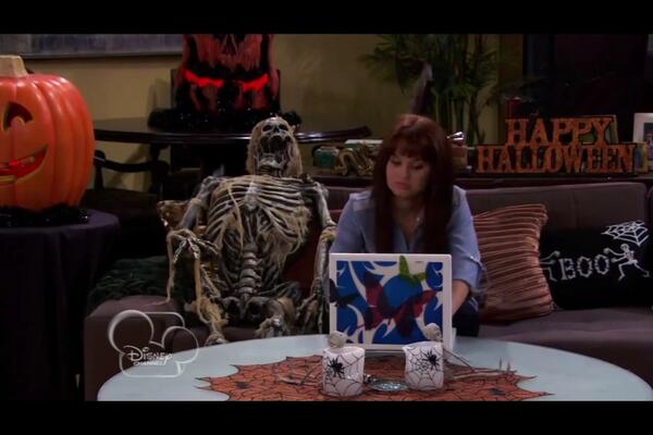 3moor_om's tweet photo. #followme @TheDebbyRyan http://t.co/2a1YVB6Lee