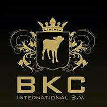 TiebenVleesBV's tweet photo. Vanaf nu leverbaar! Super Rosé Kalfsvlees van BKC. Ook het geportioneerde Pure nature met luxe vriezer in bruikleen! http://t.co/dKZLC9RiAm
