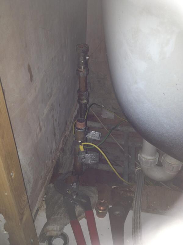TiATSiM's tweet image. #MorningJob #Plumber #Plumbing
#Bath #Repipe