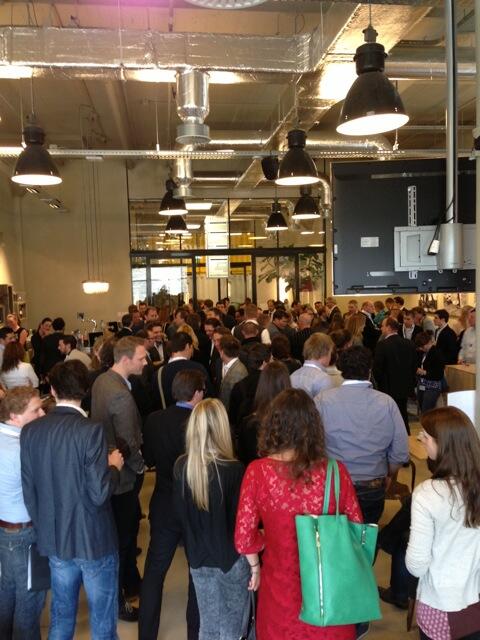 EmesaConnect's tweet photo. Het was gezellig druk gisteren. Namens alle collega's van Emesa hartelijk dank voor uw komst naar #EmesaConnect13 http://t.co/LmJdTxgI3Y
