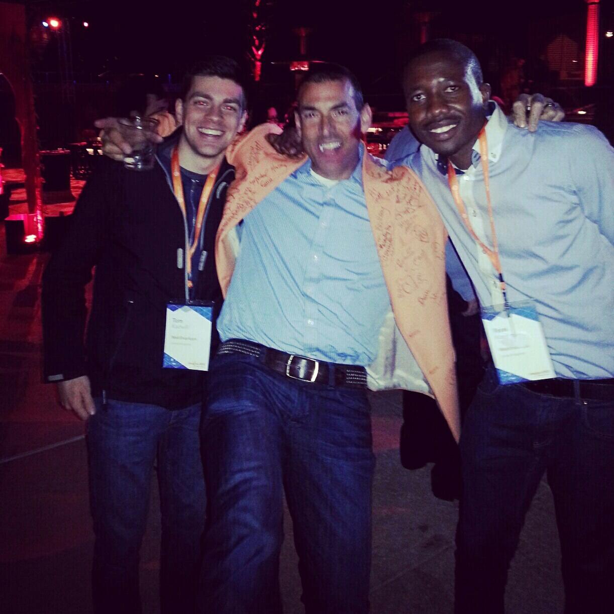 wsa_Farai: memorable moment with @bobschwartz #magentoimagine #2013 http://t.co/Hd2aDzBGI7