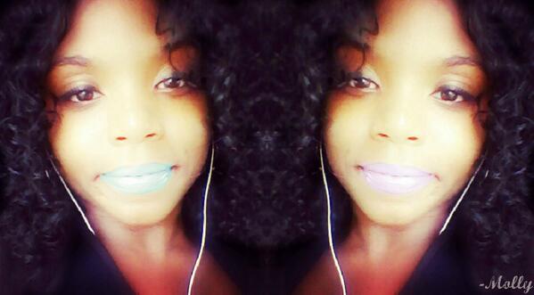 ITrap4Lifee's tweet photo. #bEAUTIFUL Gilr :)) _Molly http://t.co/suJurKJWBQ