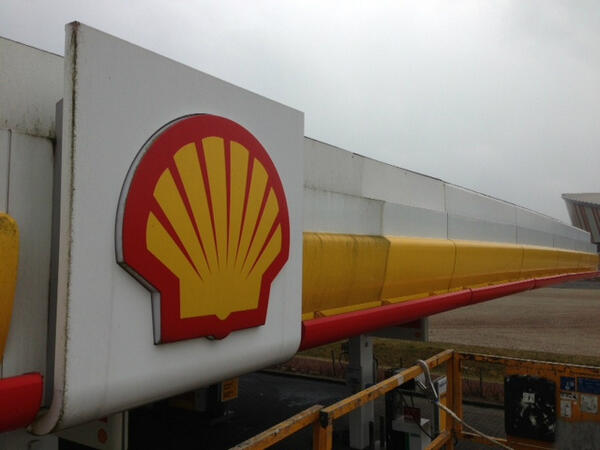 drosschoonmaak's tweet photo. Weer een leuke klus bij Shell / Arquin Fuels &amp; More! http://t.co/ebZKmOmdAa http://t.co/owUFsYsNut