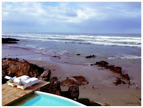 claire_eastwood's tweet image. Waking up to the sounds of the ocean @BirkenheadHouse - what a wonderful nights sleep! #instantrelaxation #Hermanus