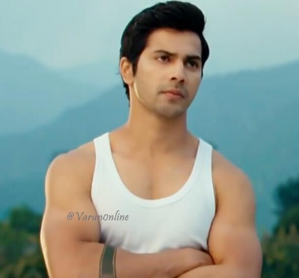 Varuniacs's tweet photo. What say @Varuniacs? http://t.co/bGeC37YMcp http://t.co/KJImSzttPg