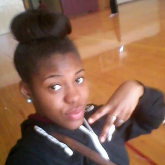 Chickythatchick's tweet image. Cooln