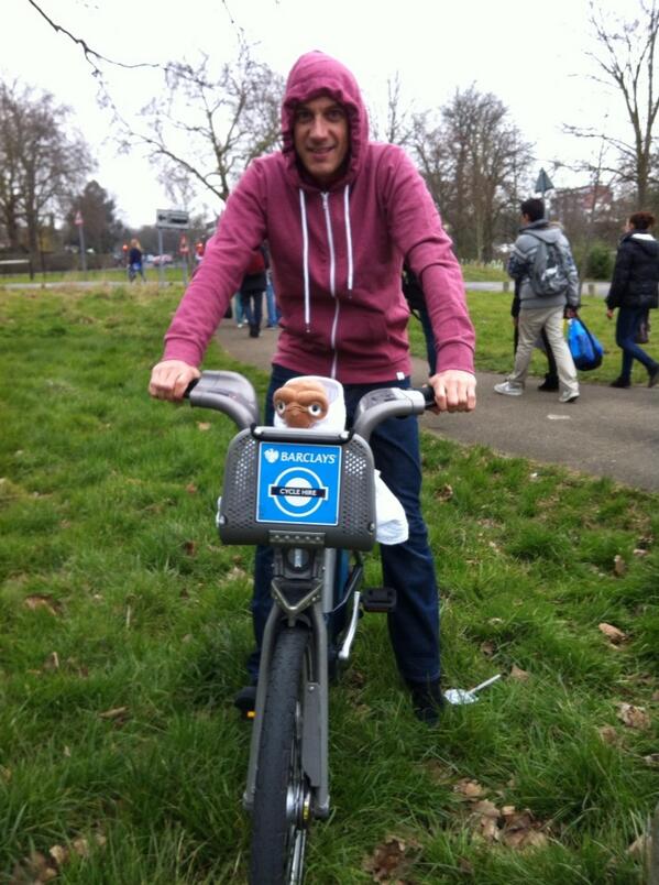 acorncommercial's tweet photo. @londondistrict Boris Bike Challenge underway shortly, fancy dress wasn't a requirement but Jeff is dressed as... http://t.co/HWX5AOI3LR