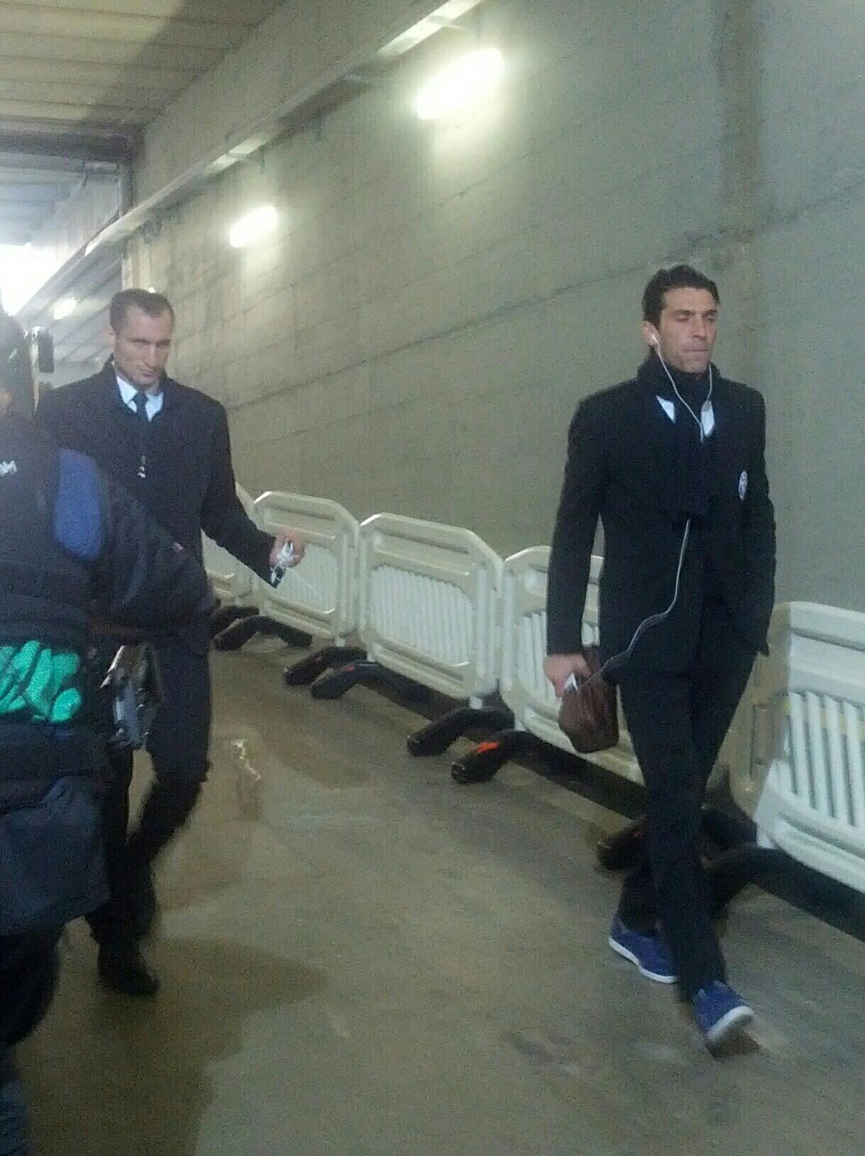 Juventus, squadra arrivata allo stadio - FOTO 33 BHgefgFCIAA8HL8