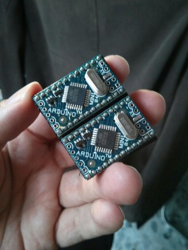 tonicq's tweet image. Arduino en #BBODB 