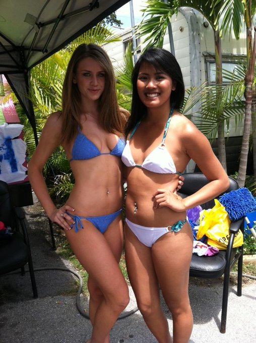 Car wash today!!(: http://t.co/AIt74fYevD<a href="/tag/thongthursday"class="tags"><span>#thongthursday</span></a>