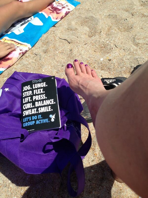 stonediane's tweet image. Toes in the sand with my #groupactive @Lets_Move