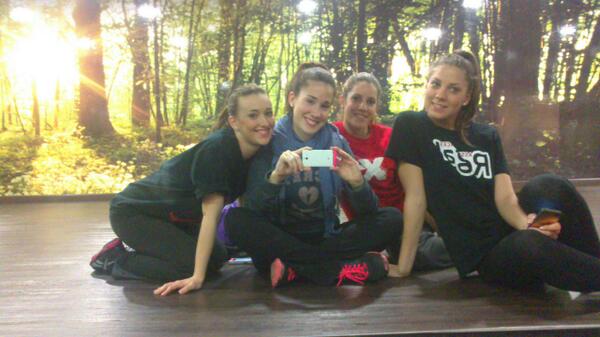 Gorettigv's tweet photo. Let's go to trainnig! #dc #baile #barça http://t.co/ikCiNJcdz9
