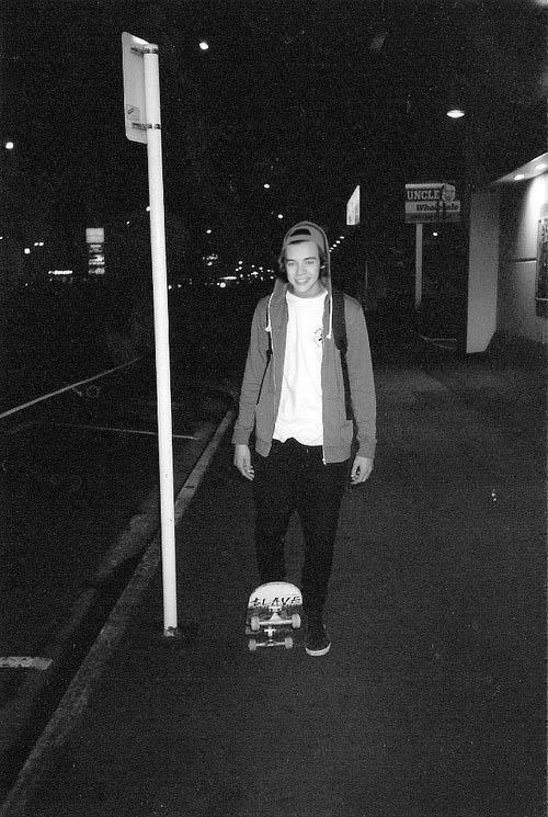 onedirectionNO tweet picture