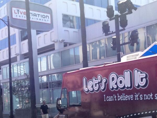 @letsrollittruck servin <a href="/LiveNation/">Live Nation</a> 7060 #Hollywood Blvd.