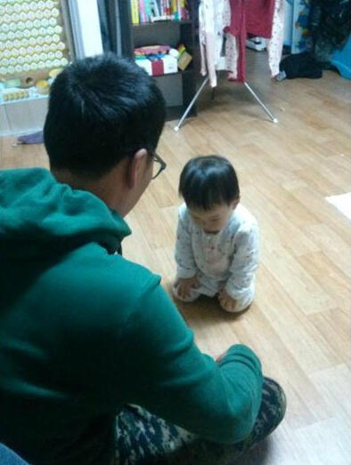upemia2's tweet photo. 따님을 저에게 주십시요... http://t.co/AdMkGjmE4P