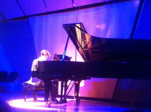 Luisraulcva's tweet photo. En el Jardín Borda disfrutando de un delicioso recital de piano de mis queridos alumnos del Tec. http://t.co/voAQso8LRR